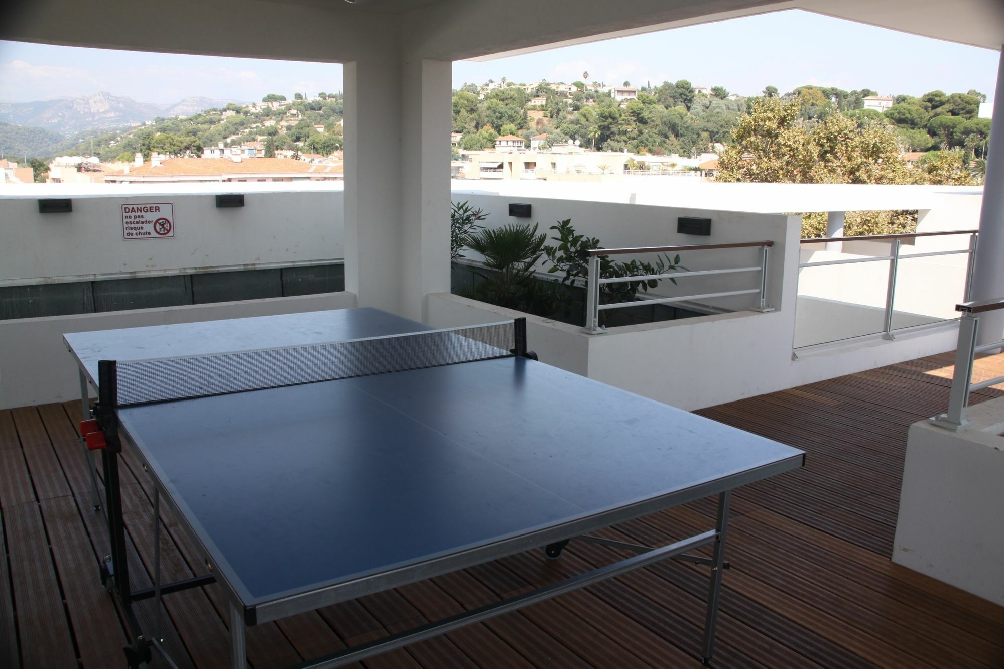 Vacanceole - Residence Le Crystal Cagnes-sur-Mer Bagian luar foto